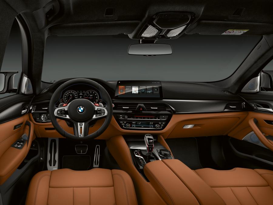 Торпедо BMW M5 Competition (F90) 2018 года  (WW) (фото 14 из 151)